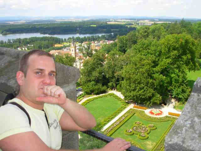 ангийский парк замка в Чехии.